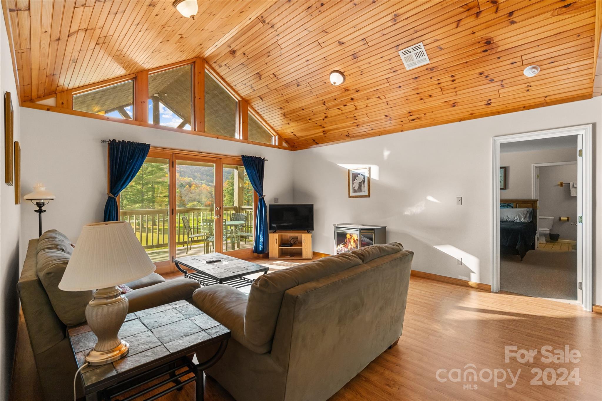 Mount Mitchell Lands - Residential