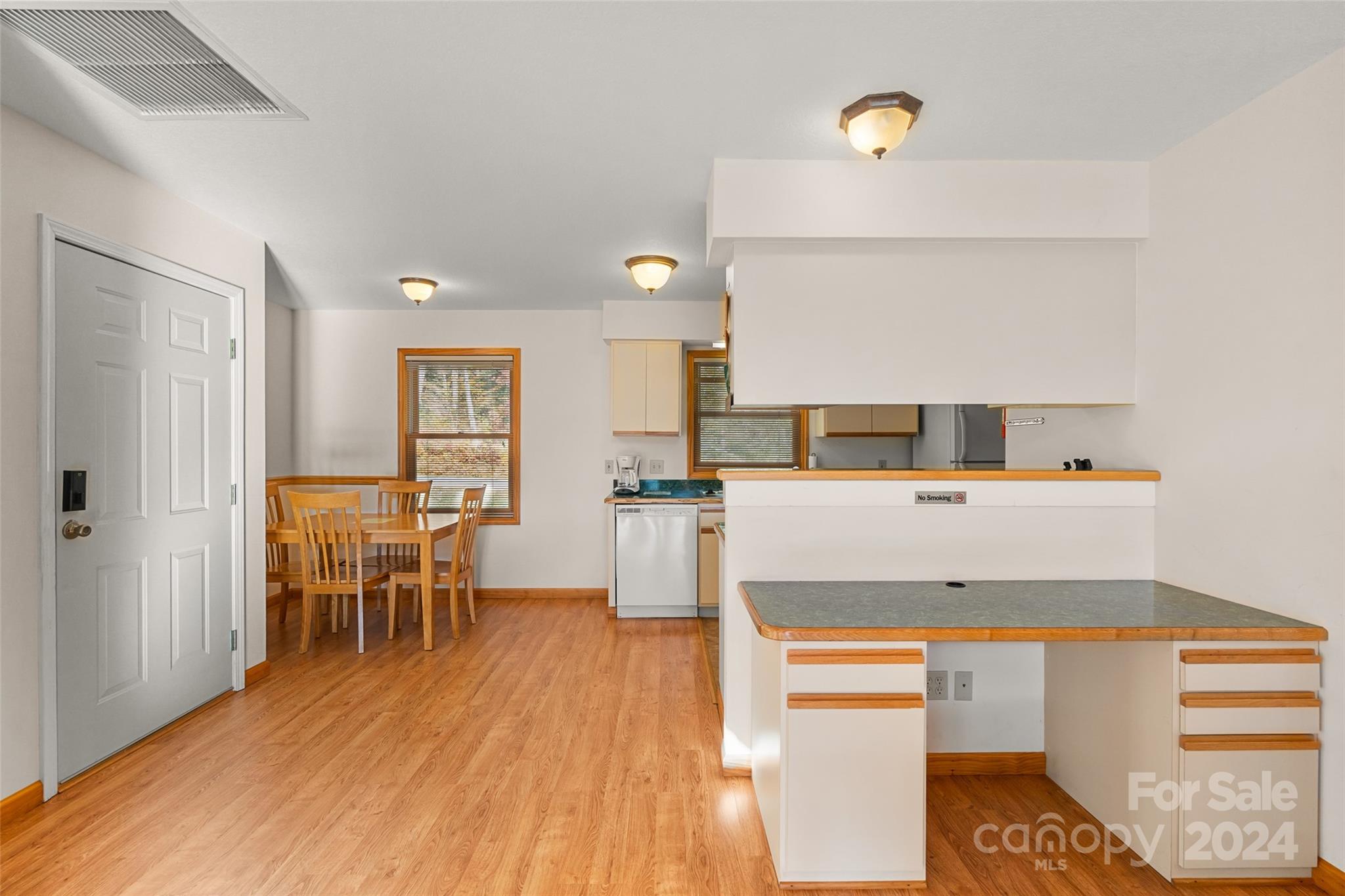 Mount Mitchell Lands - Residential