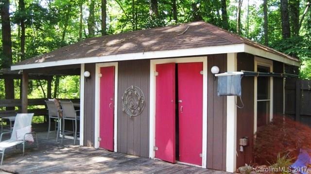 Pineview Lakes - Residential