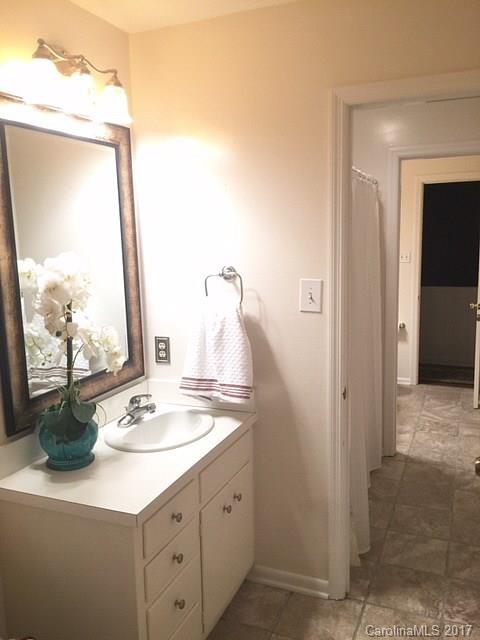 Pineview Lakes - Residential