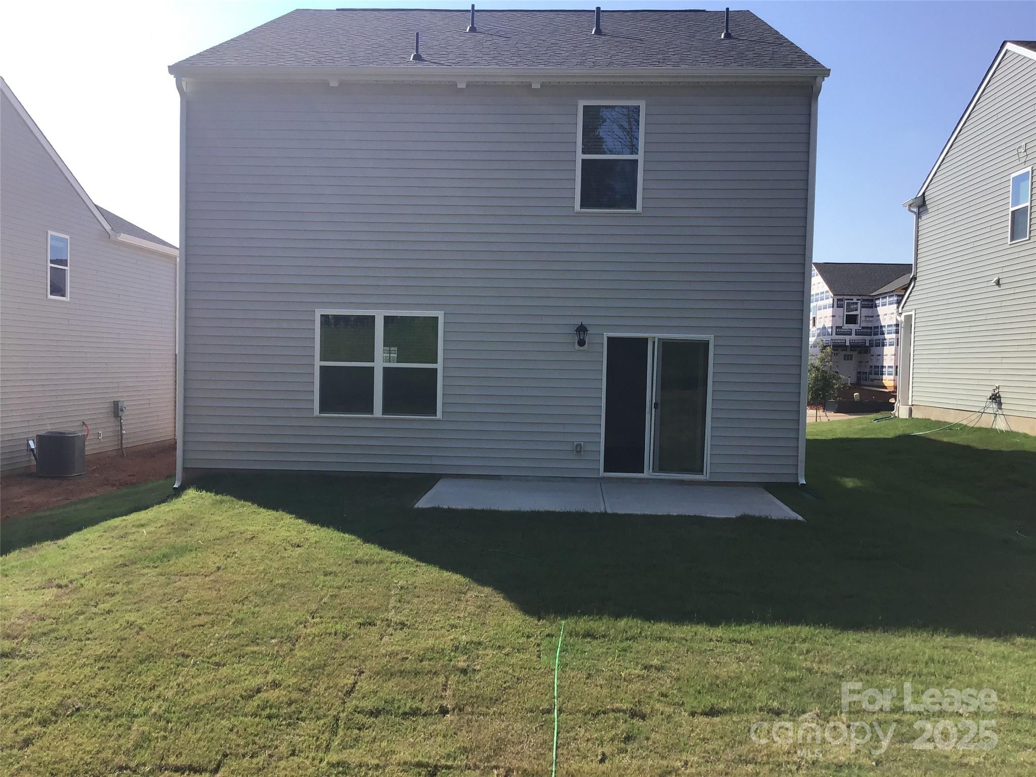 Falls at Hickory - Residential Lease