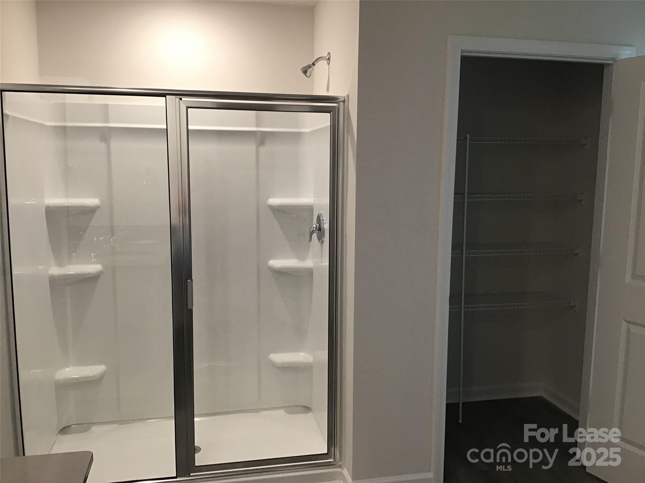 Falls at Hickory - Residential Lease