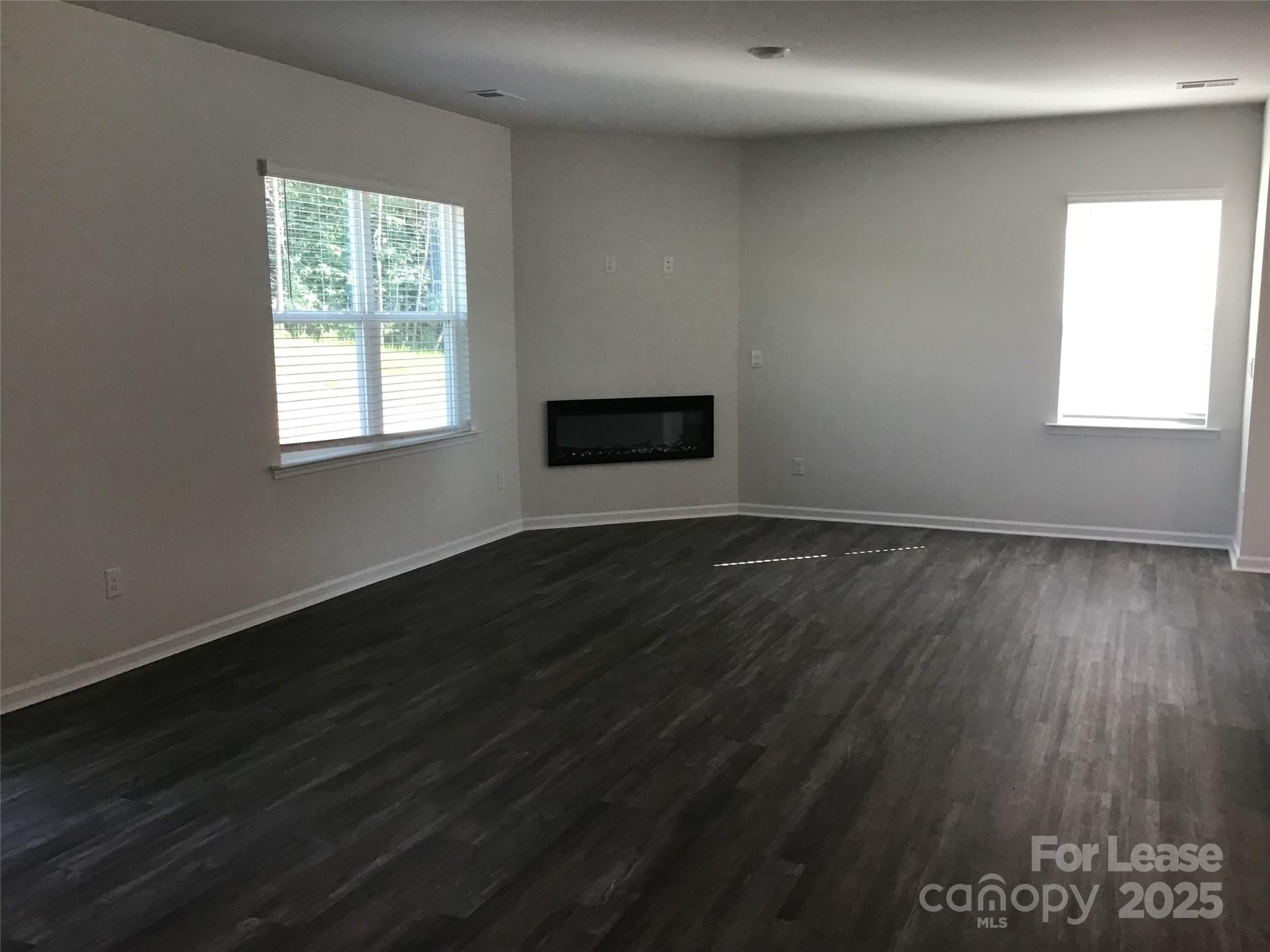 Falls at Hickory - Residential Lease