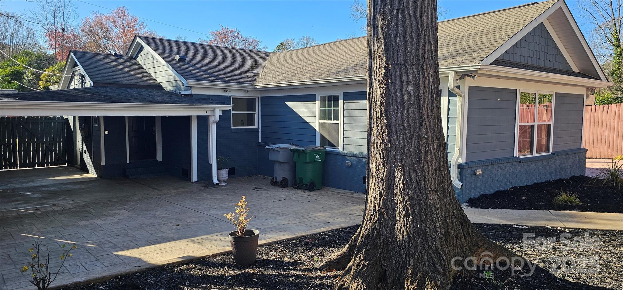 2721 Dora Drive