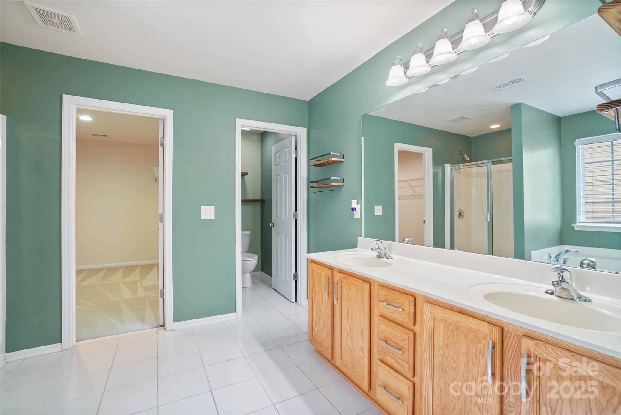 Applegate - Residential
