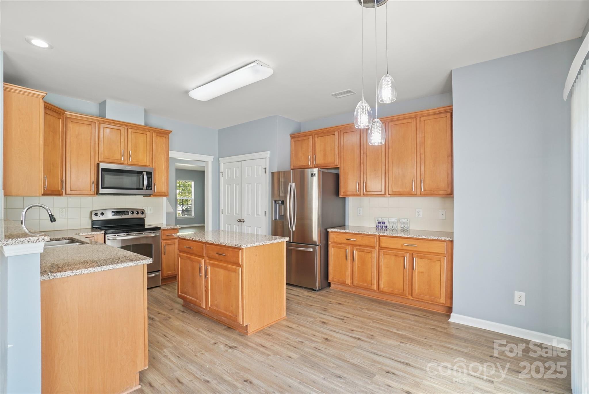 Applegate - Residential