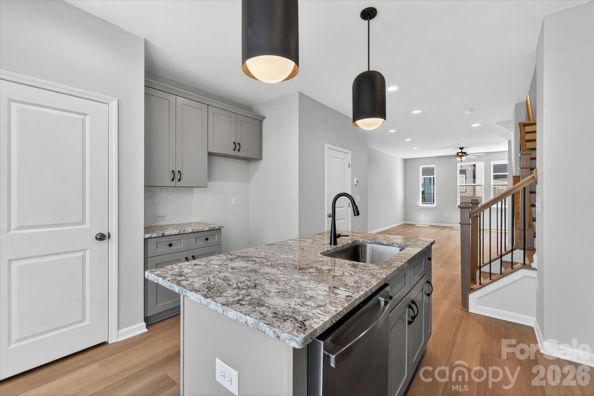 1614 Spring Street EQX1874