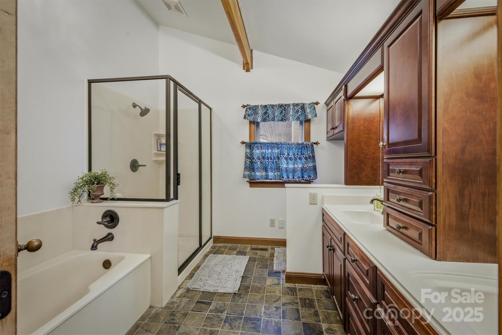 The Arbor at Lake James - Residential