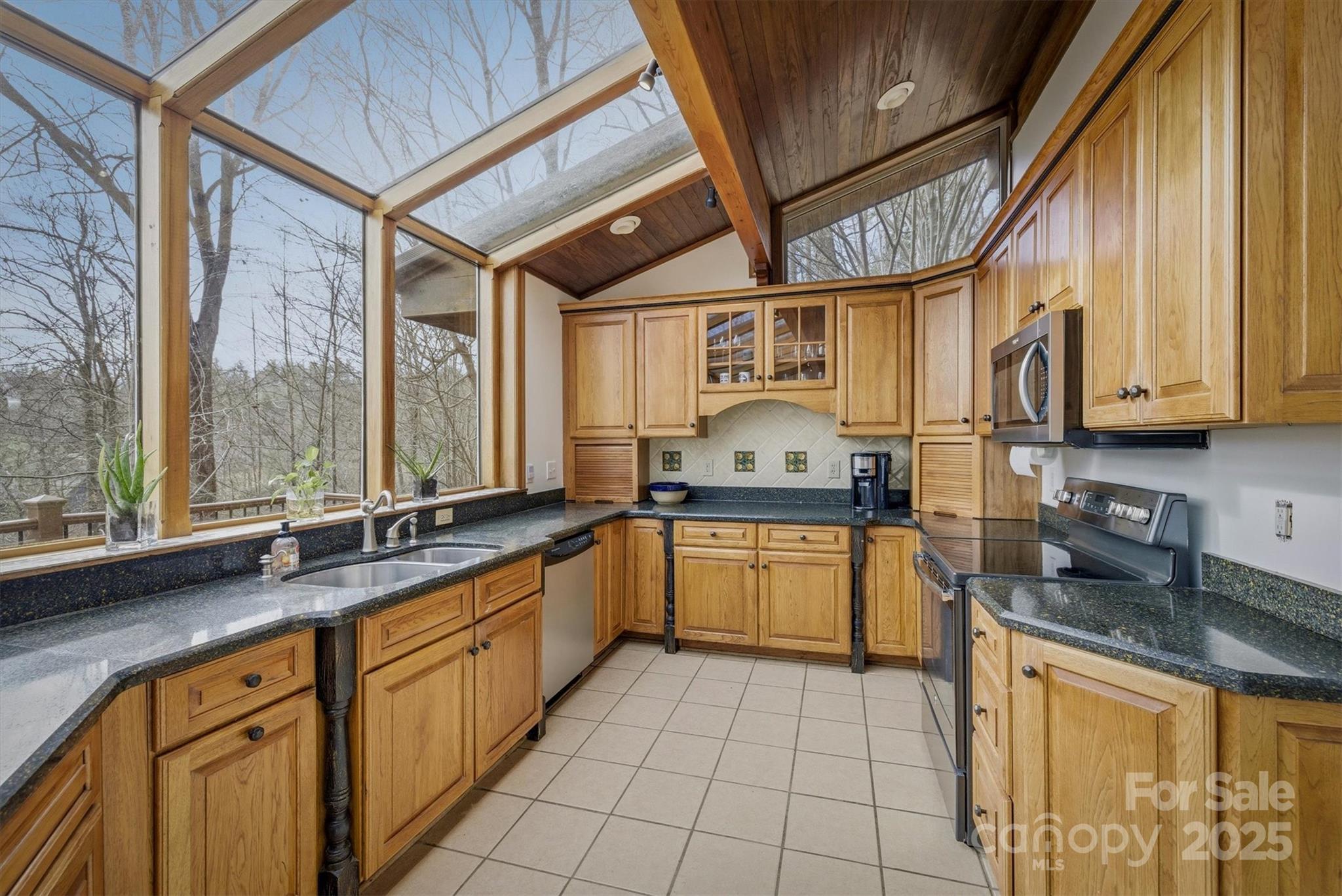 The Arbor at Lake James - Residential