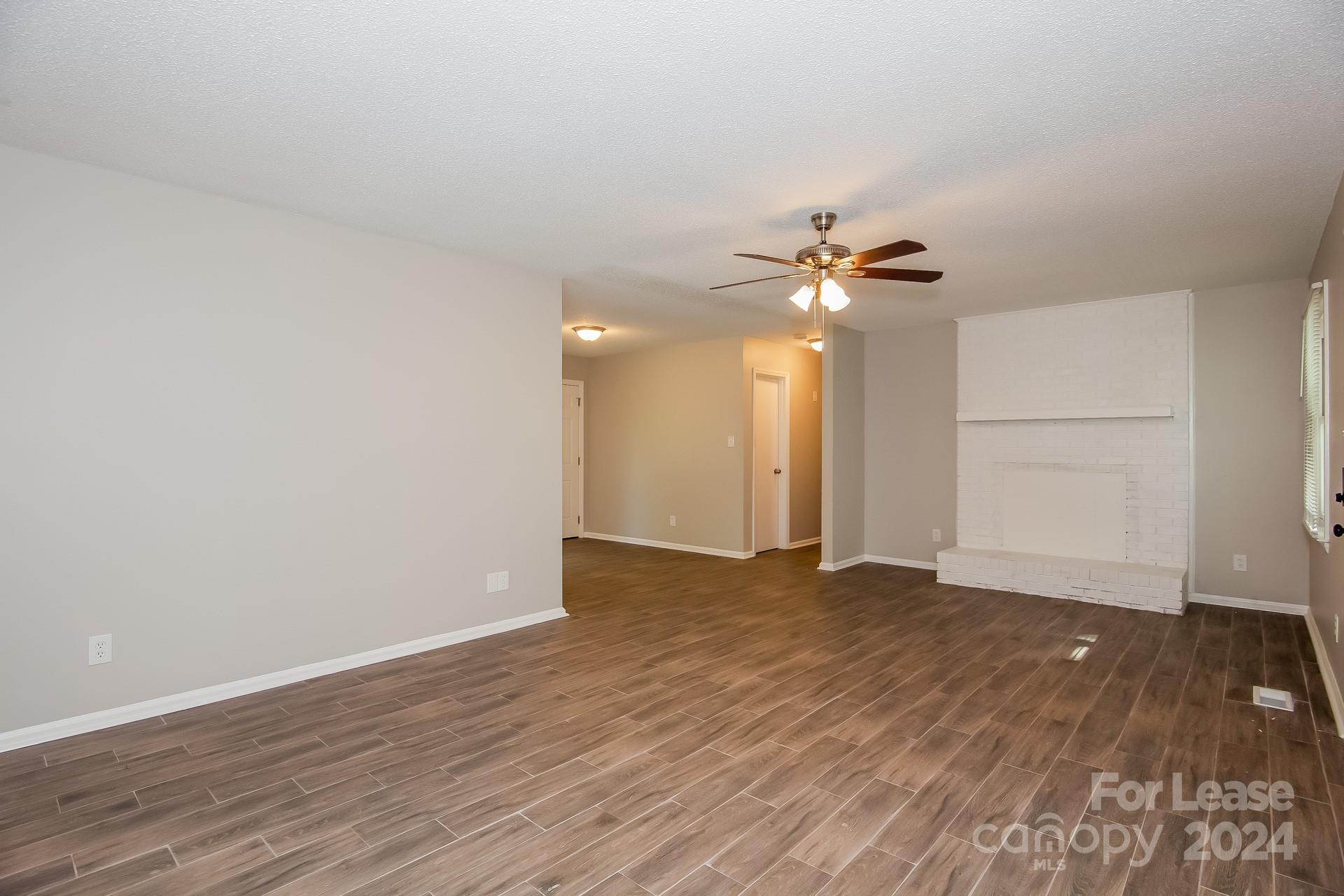 Amy Acres - Residential Lease