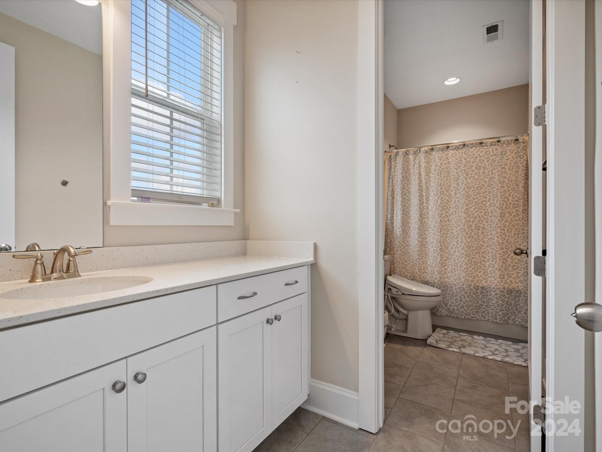 Riverwalk - Residential