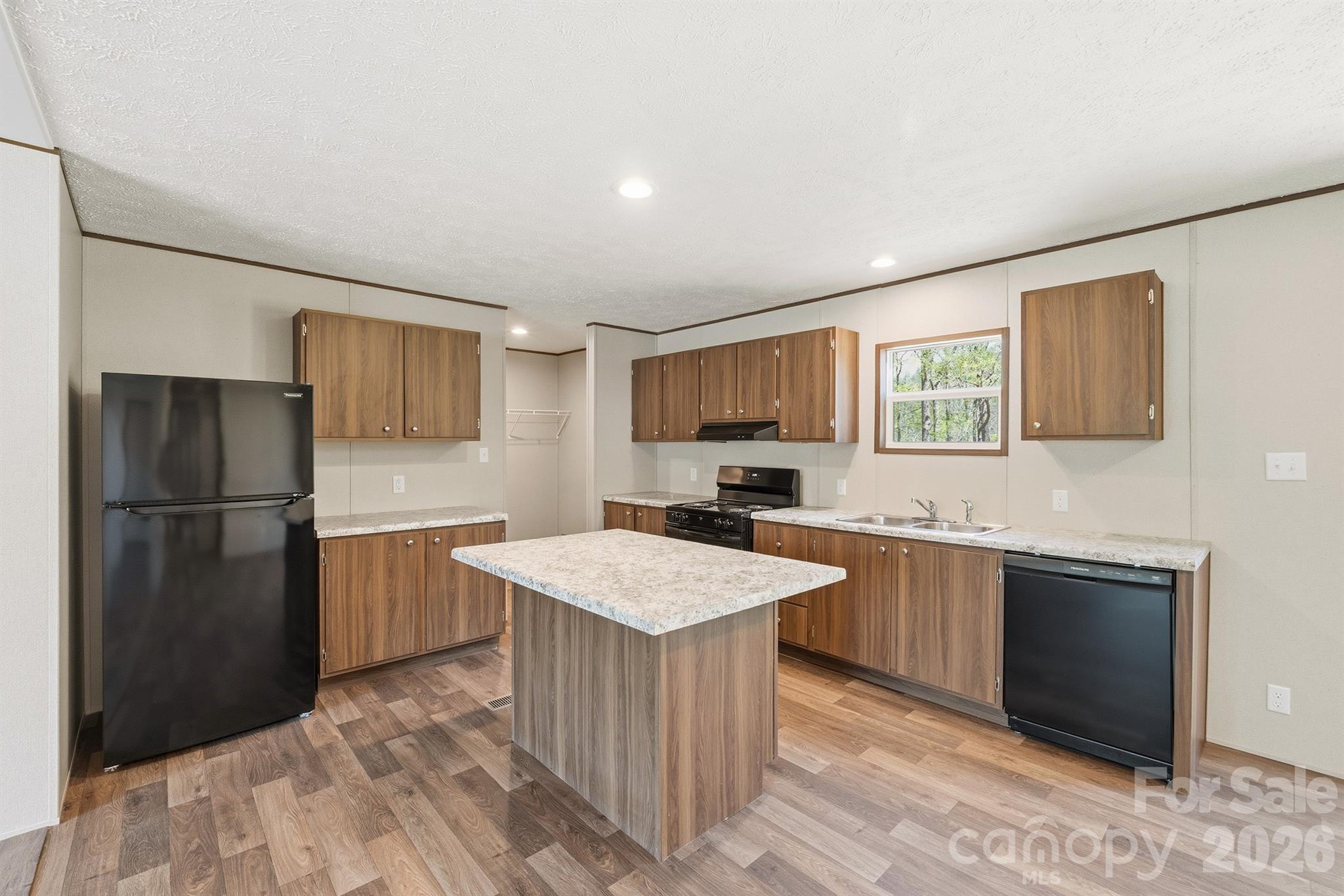 Peaceful Hill - Residential