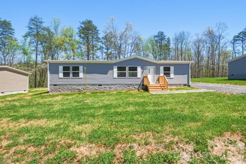 Photo of 127 Peaceful Hill Drive, Old Fort, NC 28762 (MLS # 4367303)
