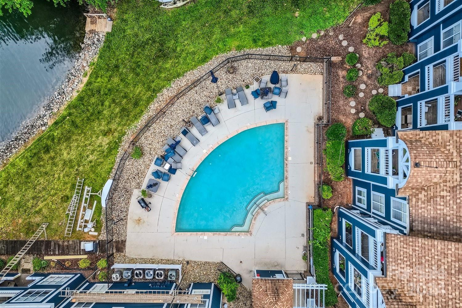 Windjammer - Residential