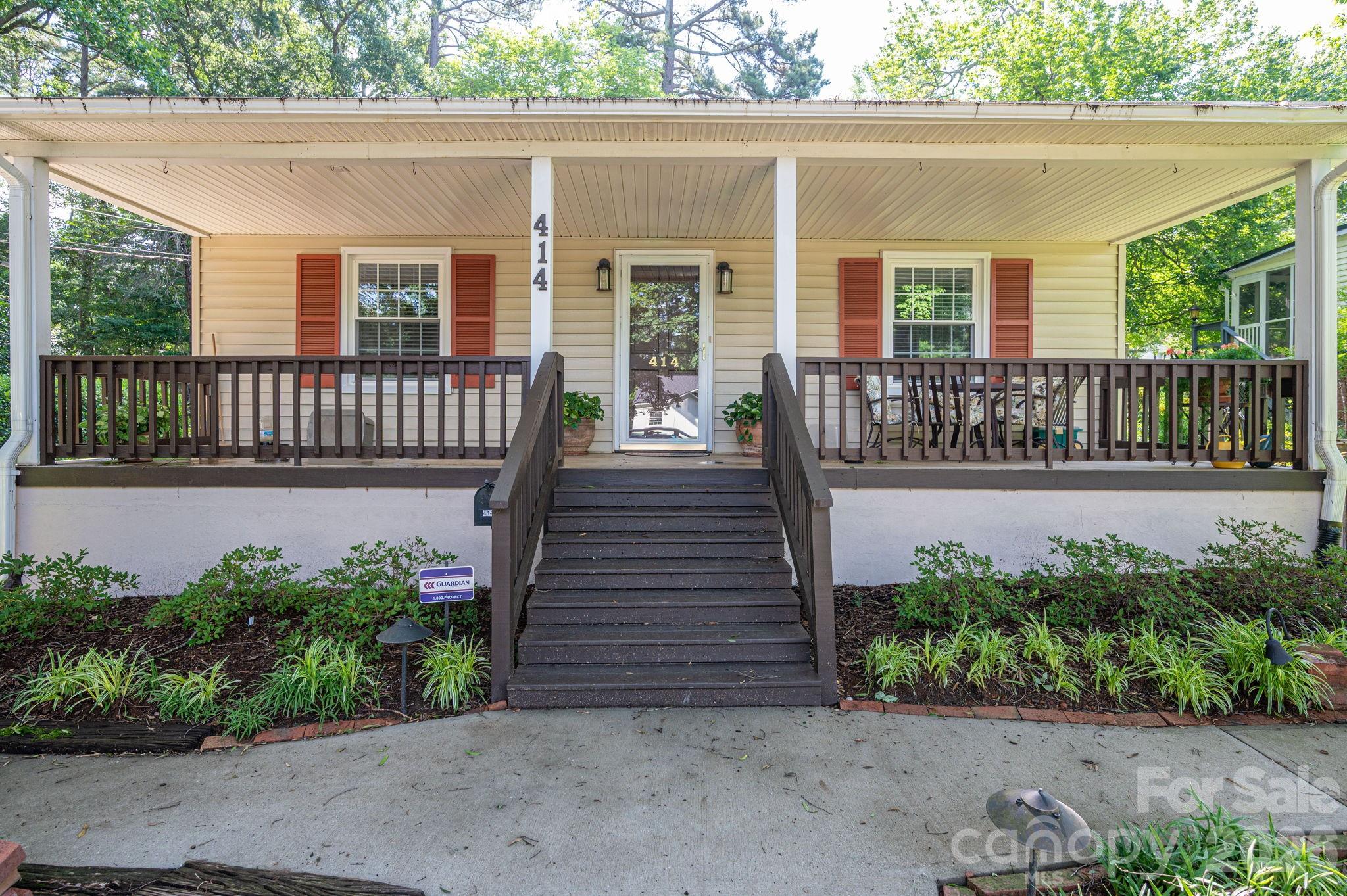 414 Elizabeth Street