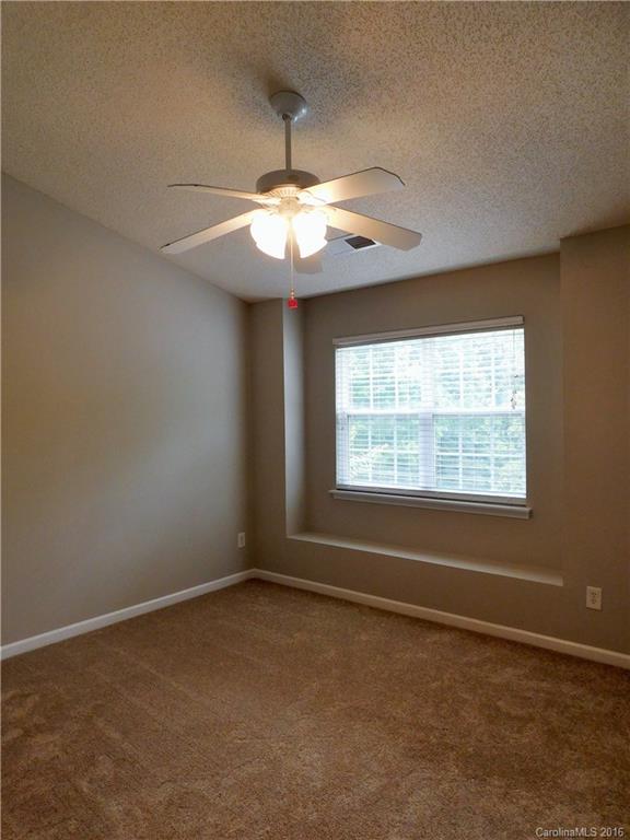 Holly Ridge - Residential