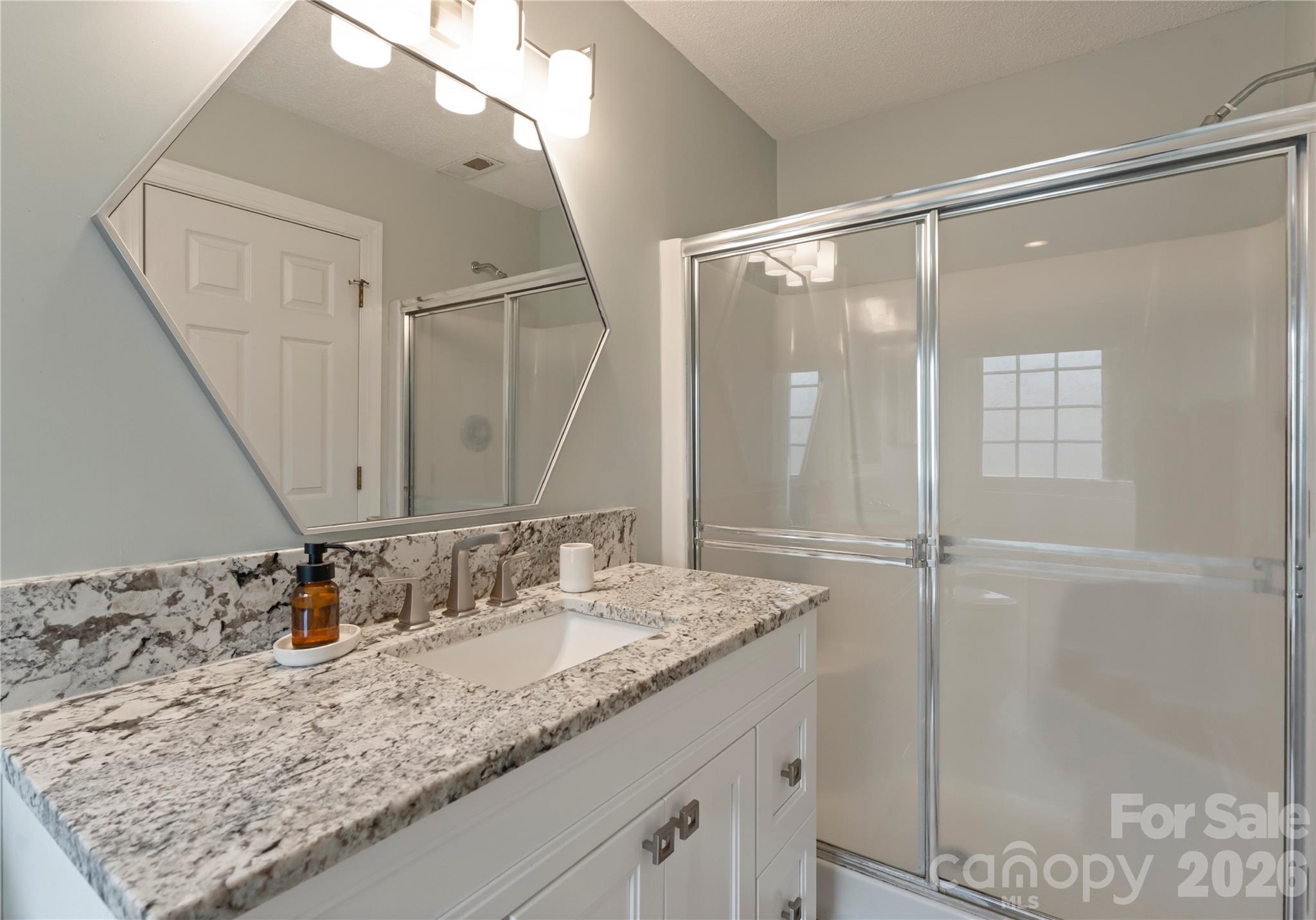 The Yachtsman - Residential