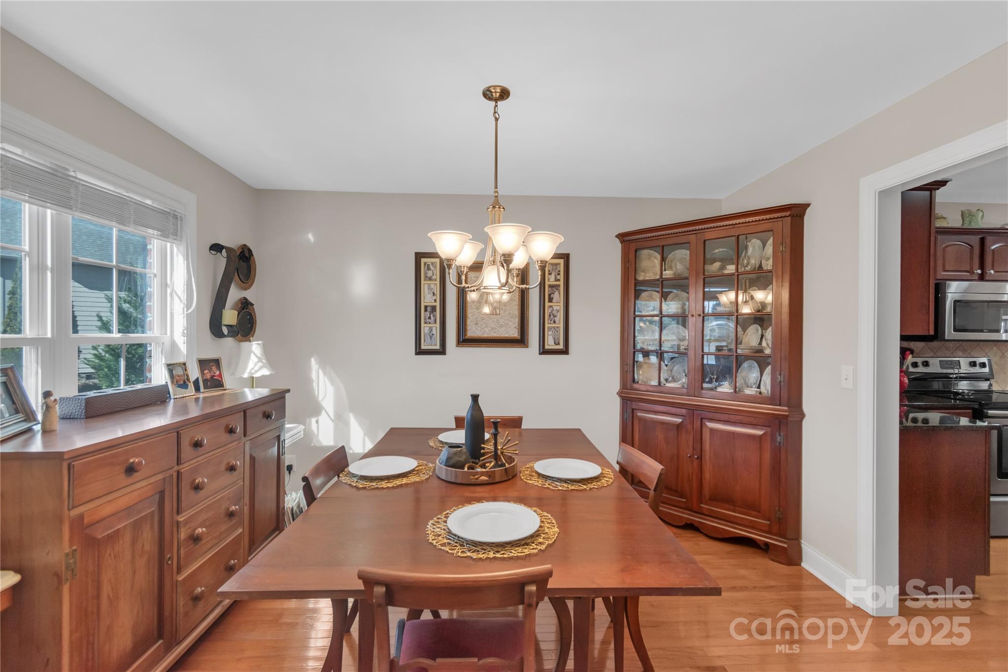 305 Goldfinch Court