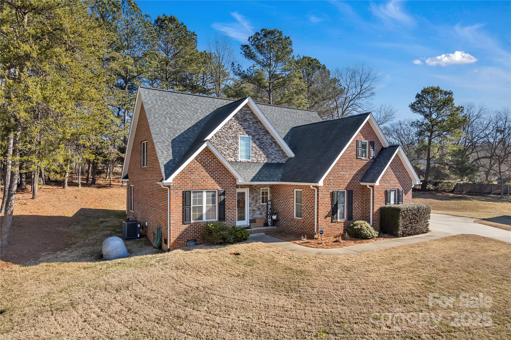 305 Goldfinch Court