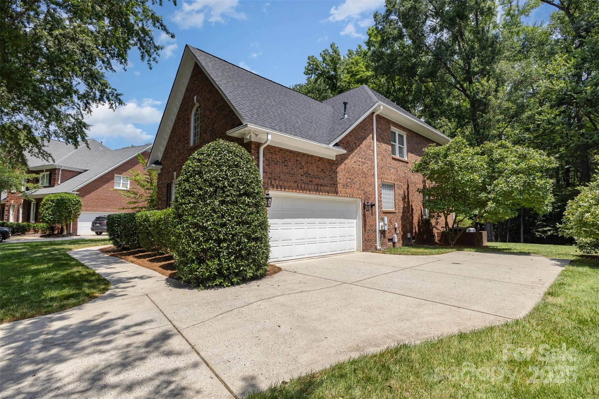 6612 Saunton Court