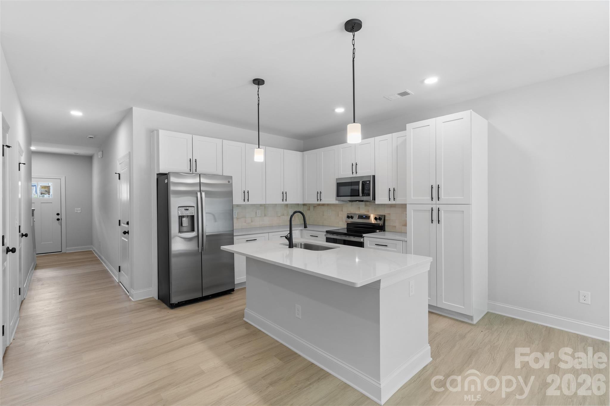 2948/2950 Reid Avenue