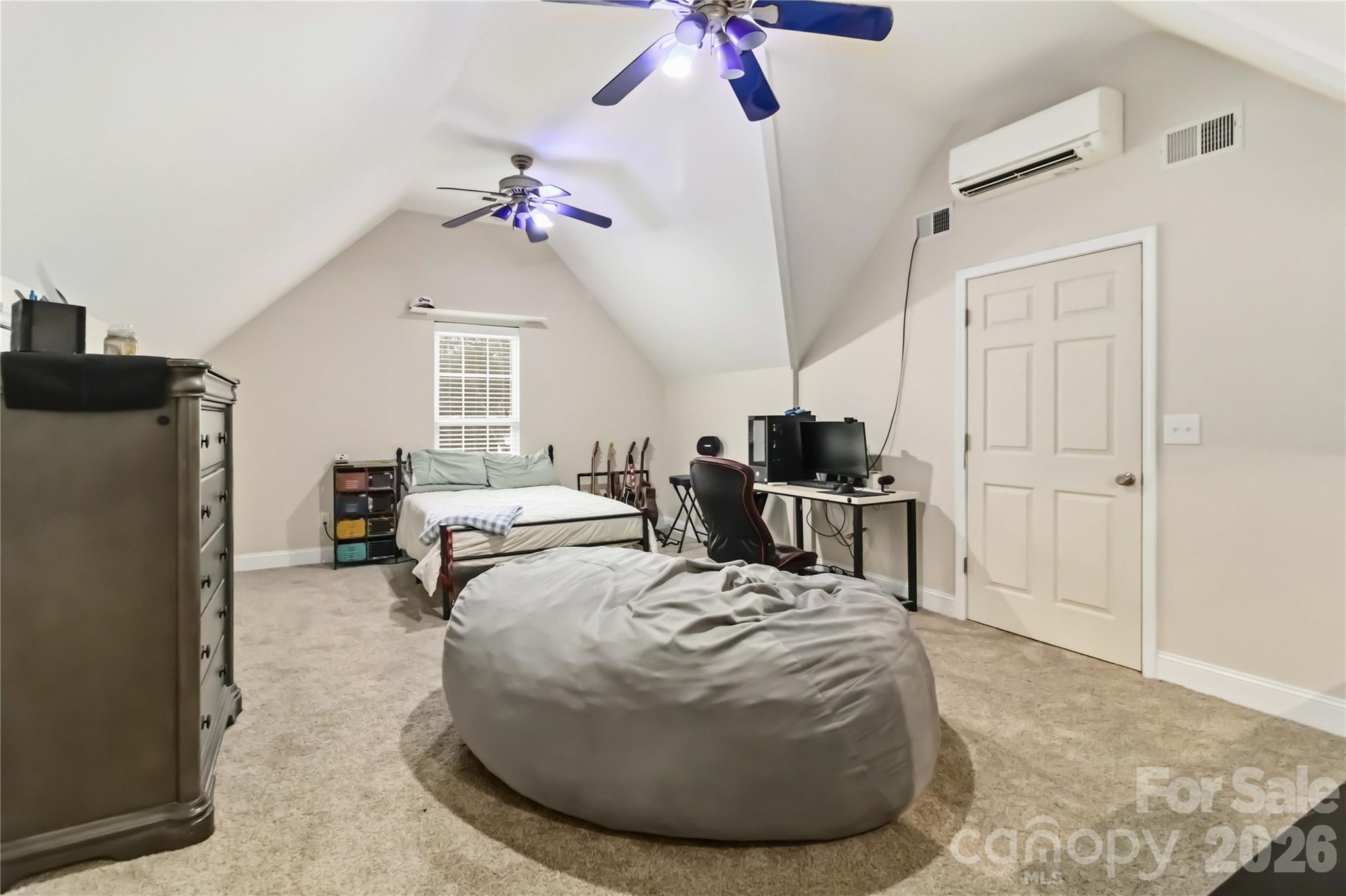 Henrys Orchard - Residential