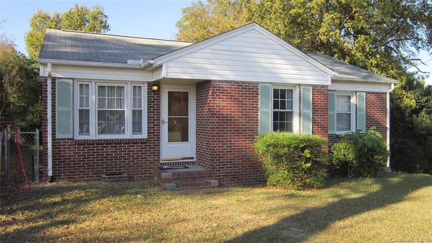 Brick ranch features spacious living room open to breakfast area.  Kitchen w/ DW, Stove & Refrigerator, room for three bar stools at breakfast bar.  Three bedrooms, laundry room with washer and dryer.  16 x 24 deck overlooking private fenced back yard.  Adjacent to Wylie City Park w/tennis courts & swimming pool.