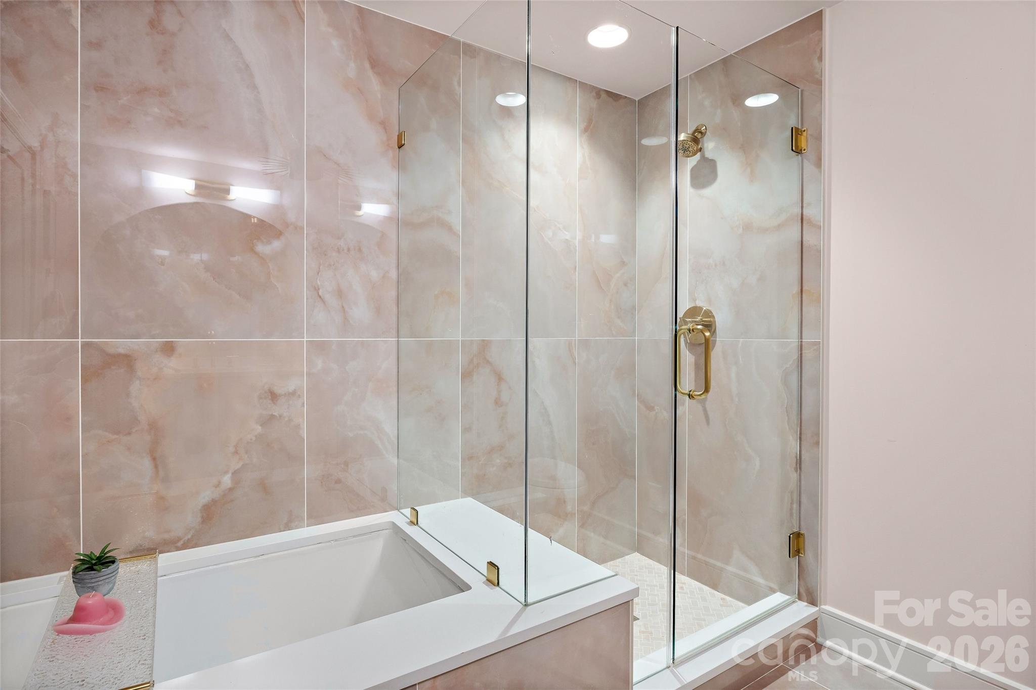 Crown Harbor - Residential