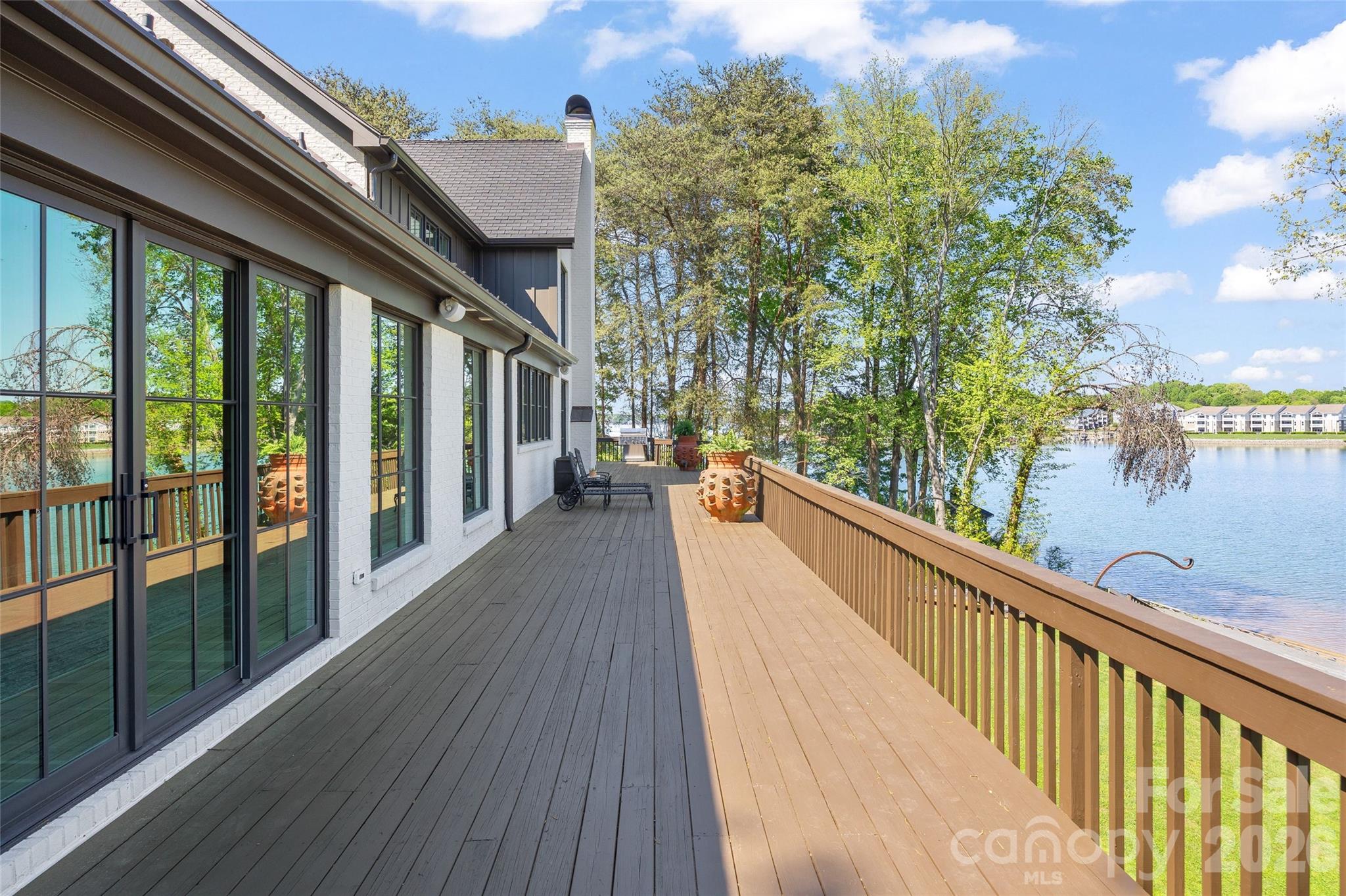 Crown Harbor - Residential