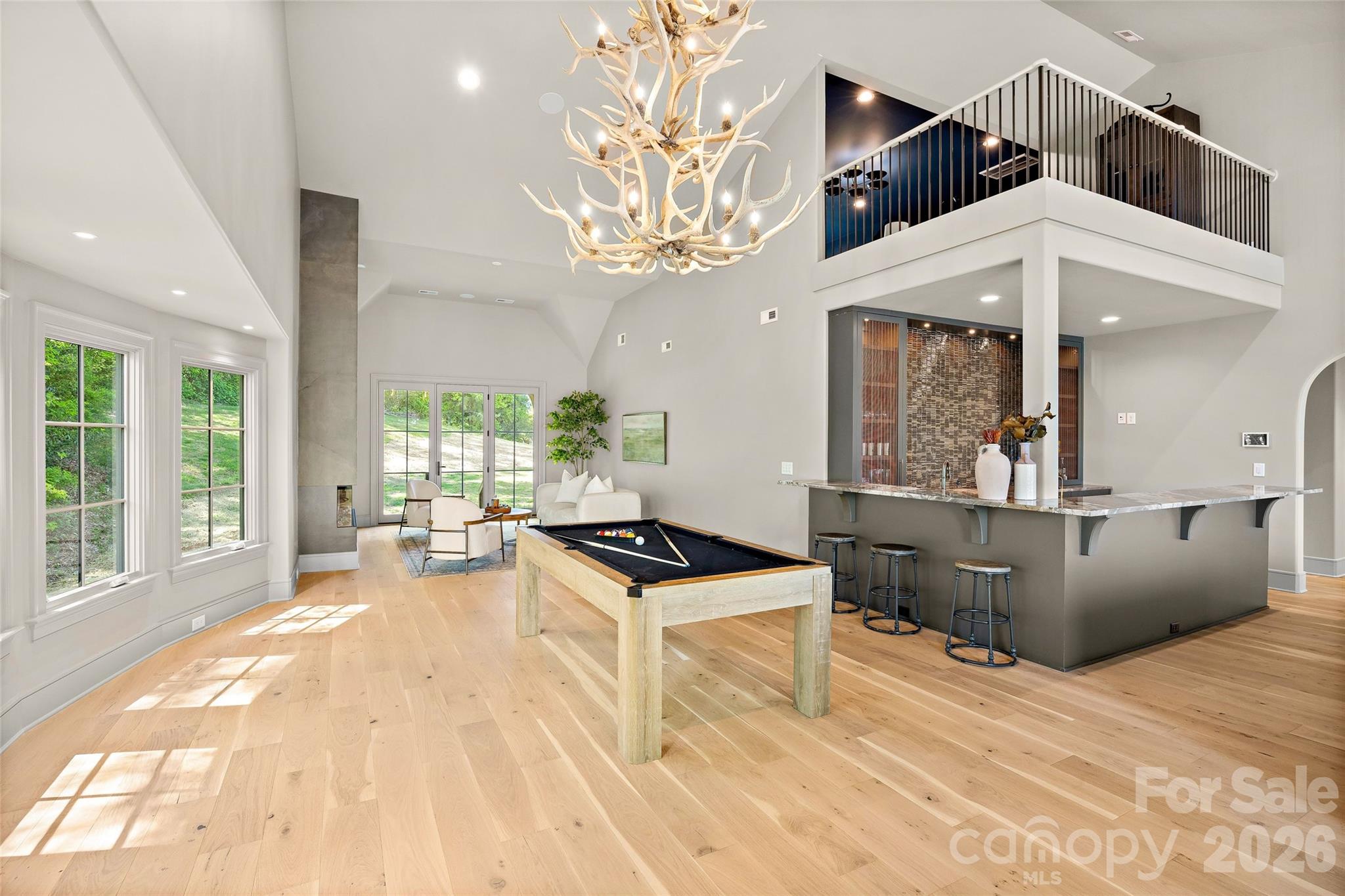 Crown Harbor - Residential