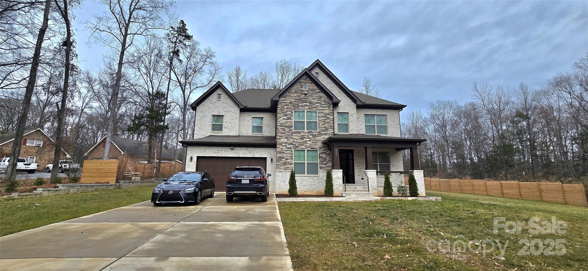 8804 Casa Lake Drive