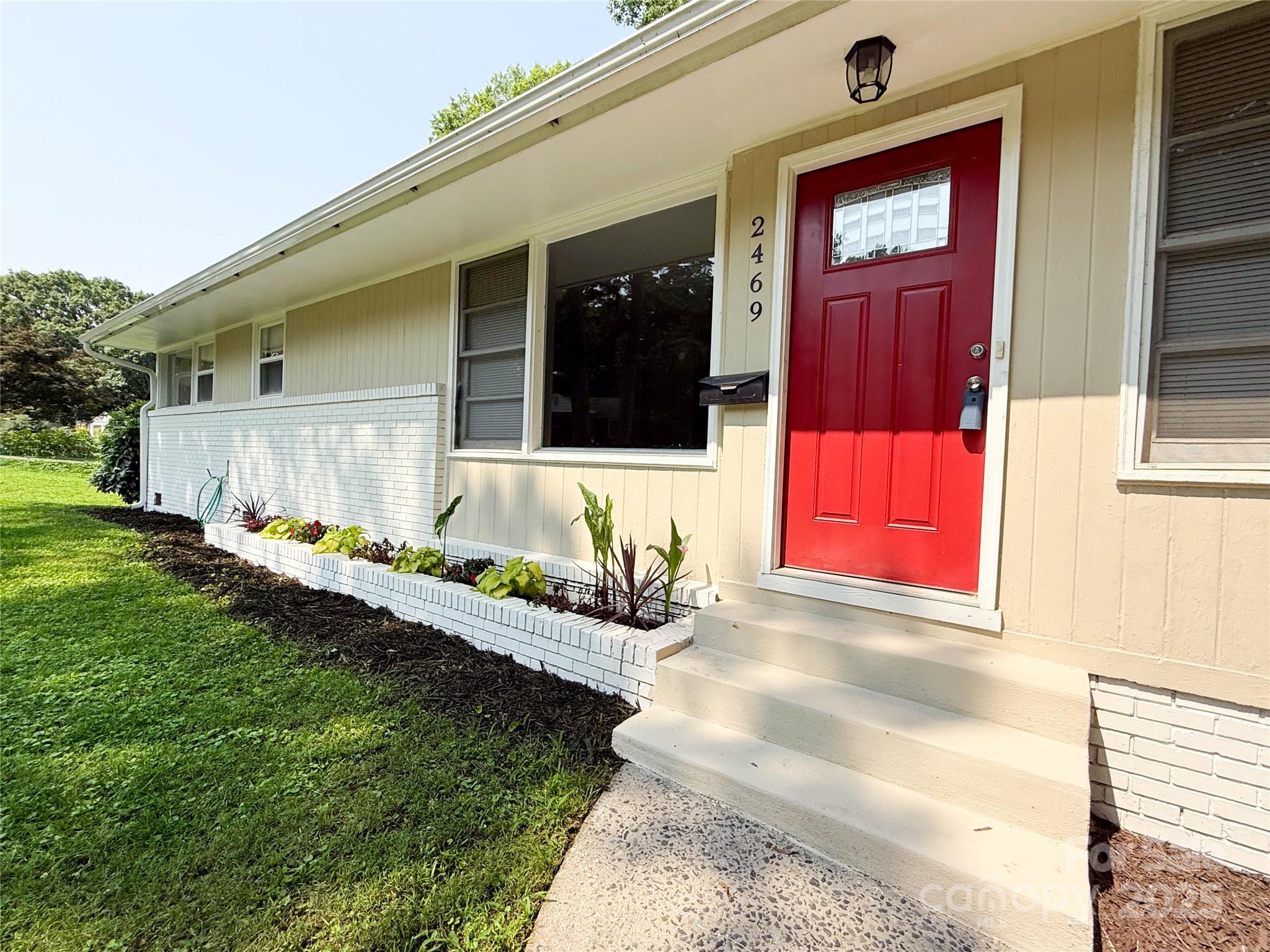 2469 Elkwood Circle