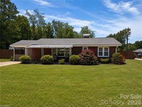 Photo of 4685 Rock Creek Road, Hayes, NC 28635 (MLS # 4387835)