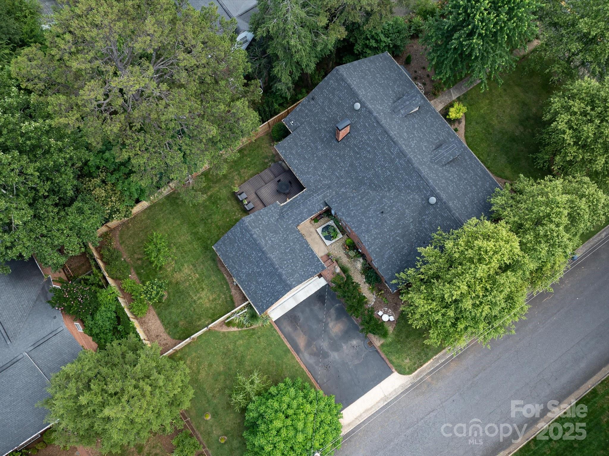 112 8th Avenue NW