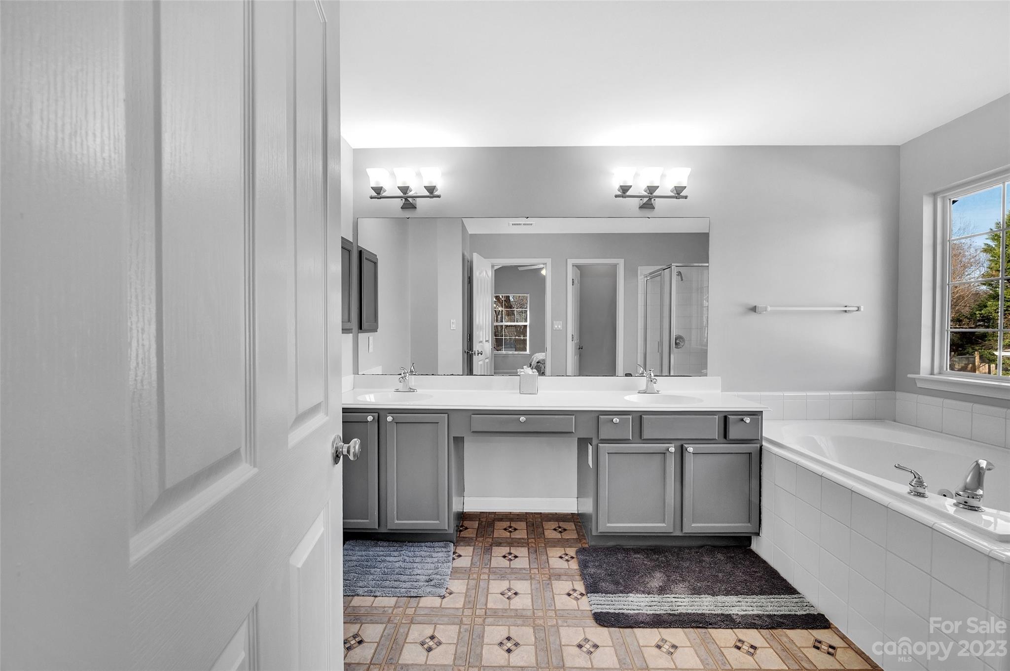 Brownes Ferry - Residential