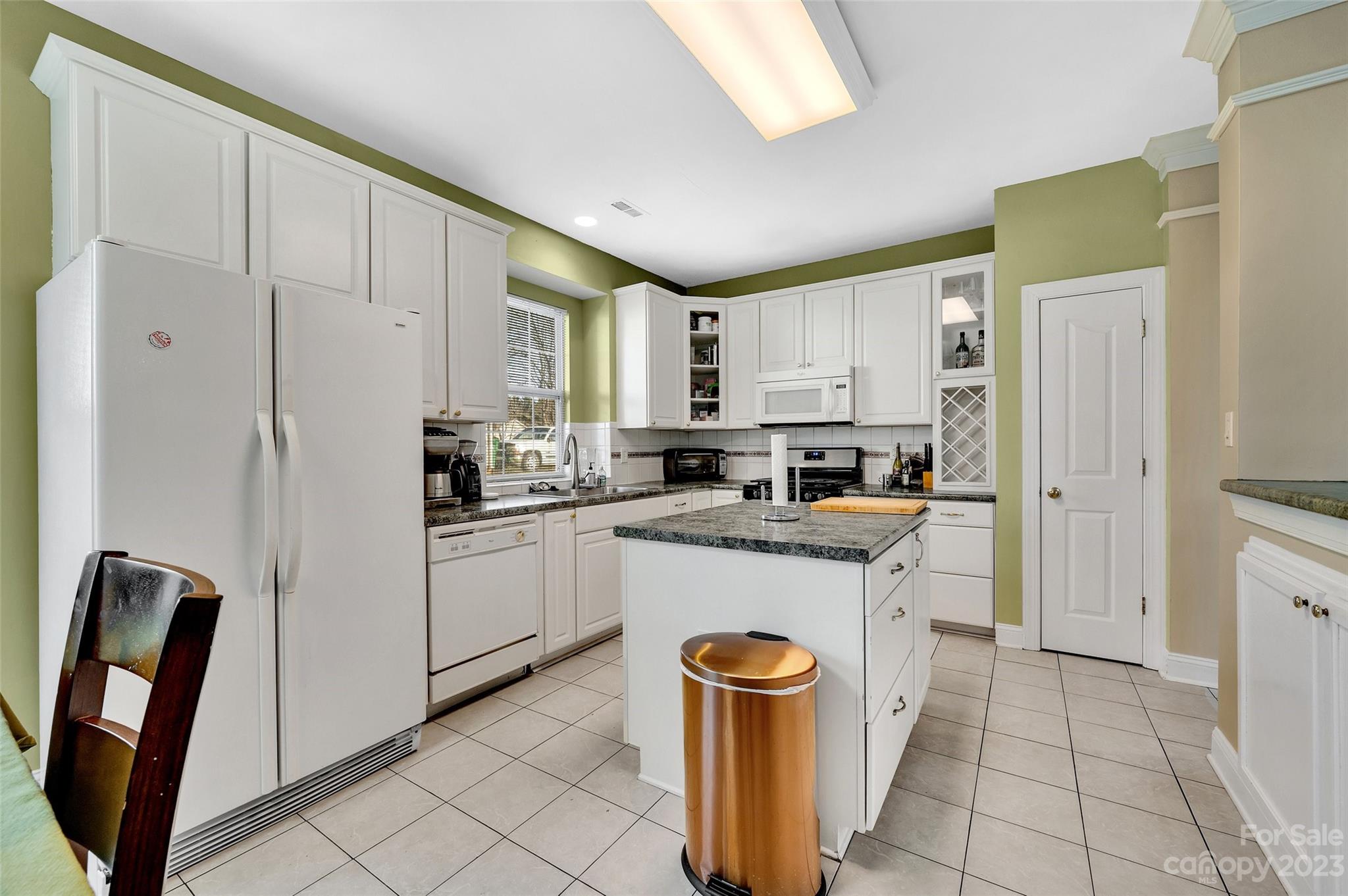 Brownes Ferry - Residential