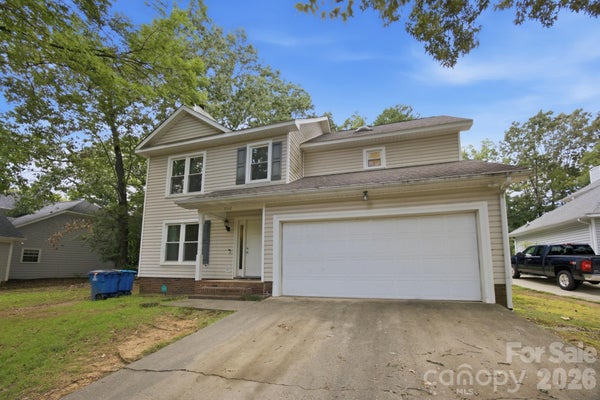 5512 RIVER FALLS DR # 16, CHARLOTTE, NC 28215 - Image f85f1e3ca9d85ada9650c869e8c1de11/2939976808