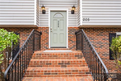 MLS: 4232842