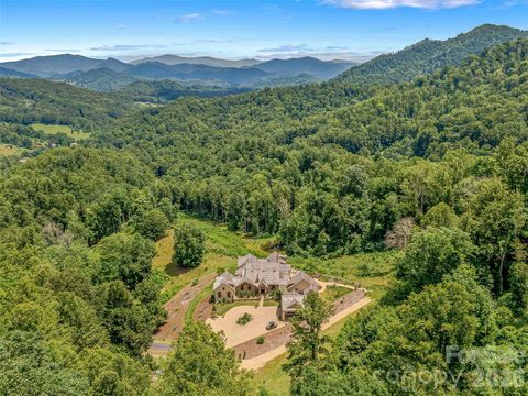 Photo of 384 Doan Town Road, Burnsville, NC 28714 (MLS # 4241939)