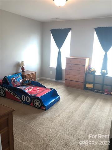 University commons - Residential Lease
