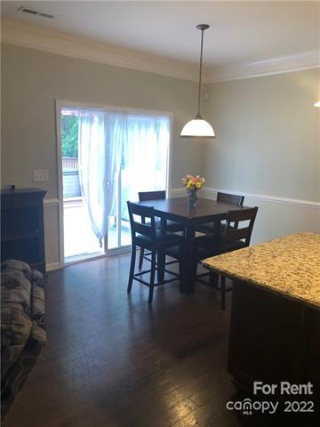University commons - Residential Lease