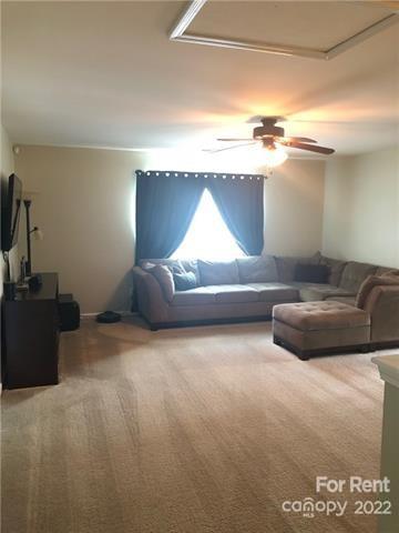 University commons - Residential Lease