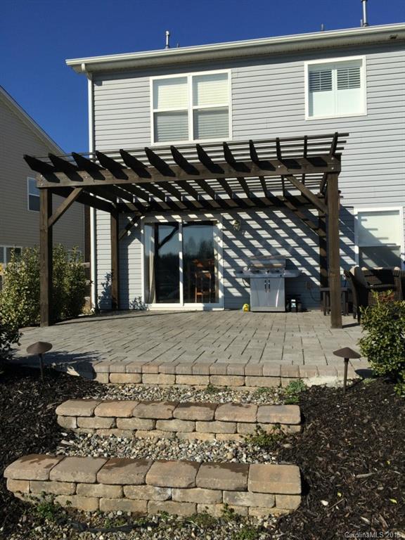 Hamilton Lakes - Residential Lease