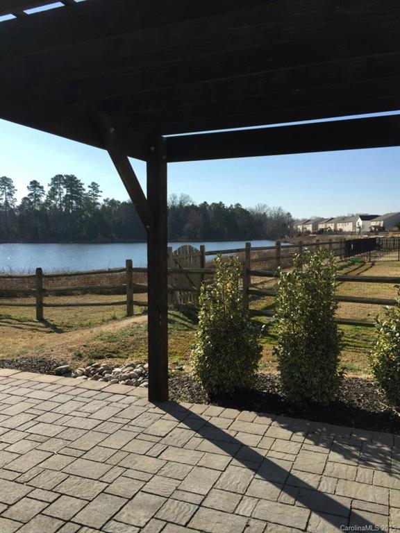 Hamilton Lakes - Residential Lease