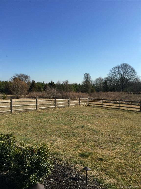 Hamilton Lakes - Residential Lease