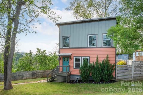 Photo of 47 Mulberry Street, Asheville, NC 28804 (MLS # 4357444)
