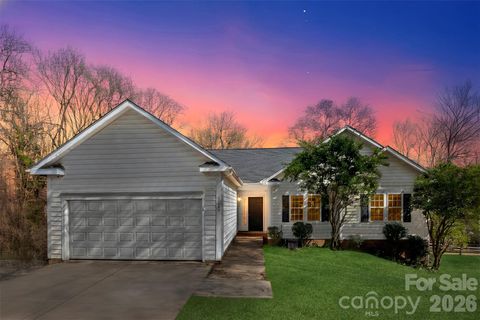 11608 Long Forest Drive Charlotte NC 28269