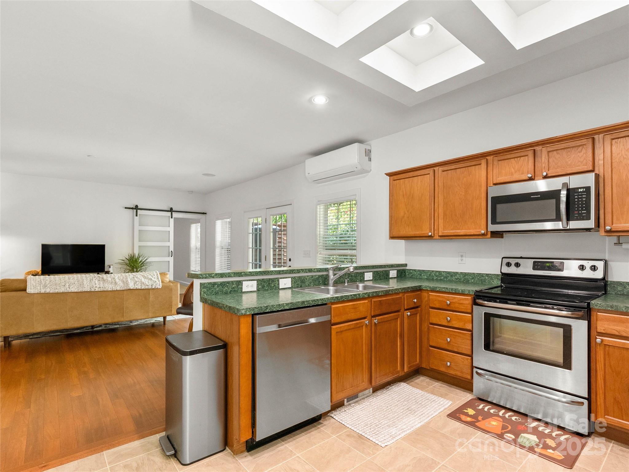 Lynnbrook - Residential