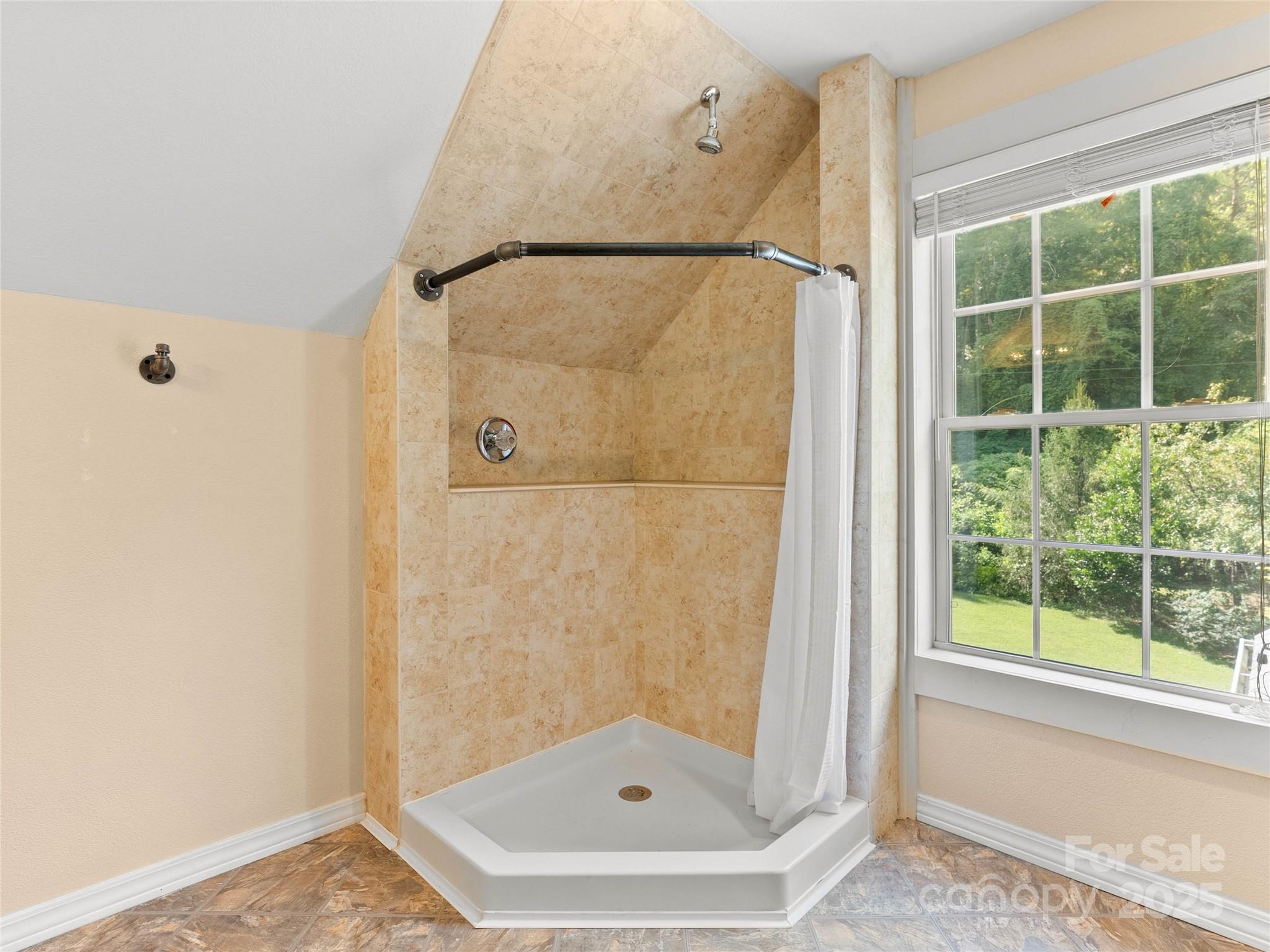 Lynnbrook - Residential