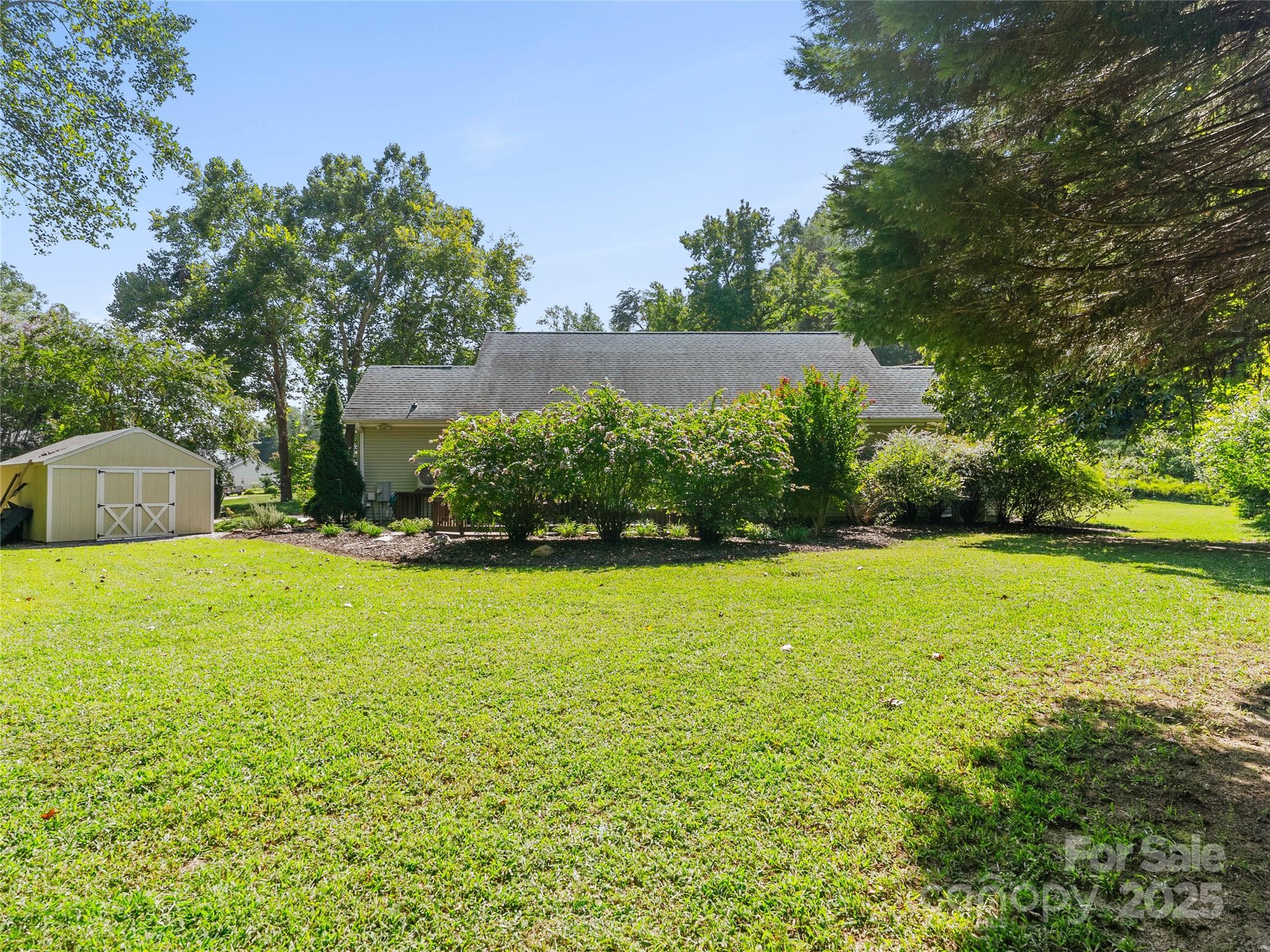 Lynnbrook - Residential